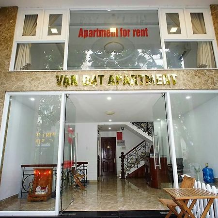 Van Dat Serviced Apartment Хошимин Екстериор снимка